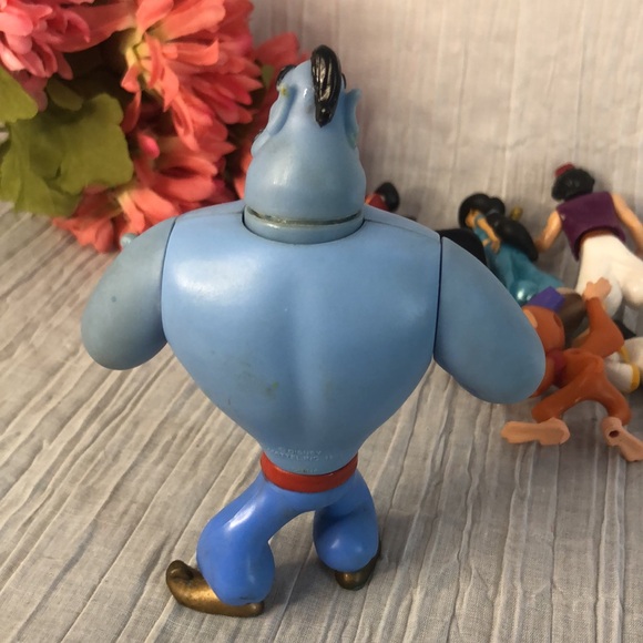 DISNEYs ALADDIN plastic action figures-Genie Abu Jasmine thieves Genie on carpet - Picture 10 of 11